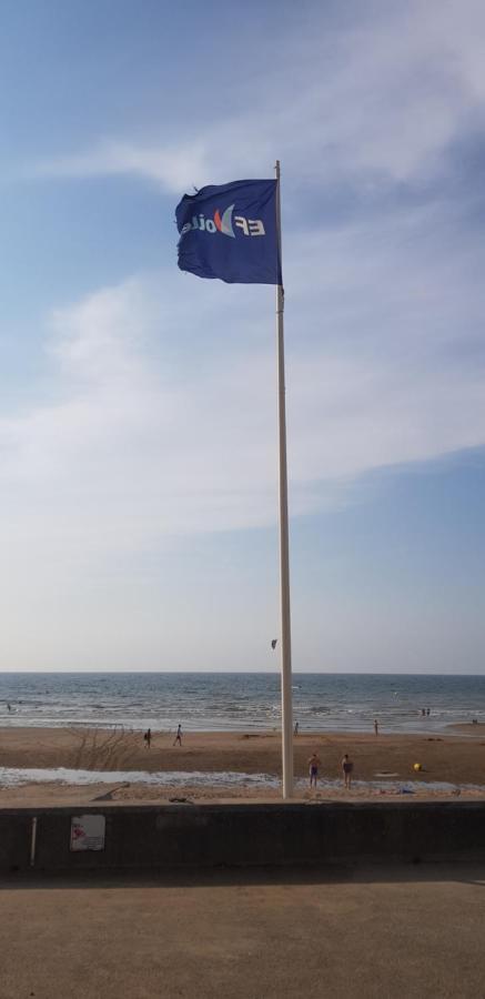 Le Yacht Club1 Apartment Блонвил-сюр-Мер Екстериор снимка